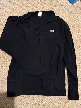 The North Face Men's Black Quarter-Zip Pullover